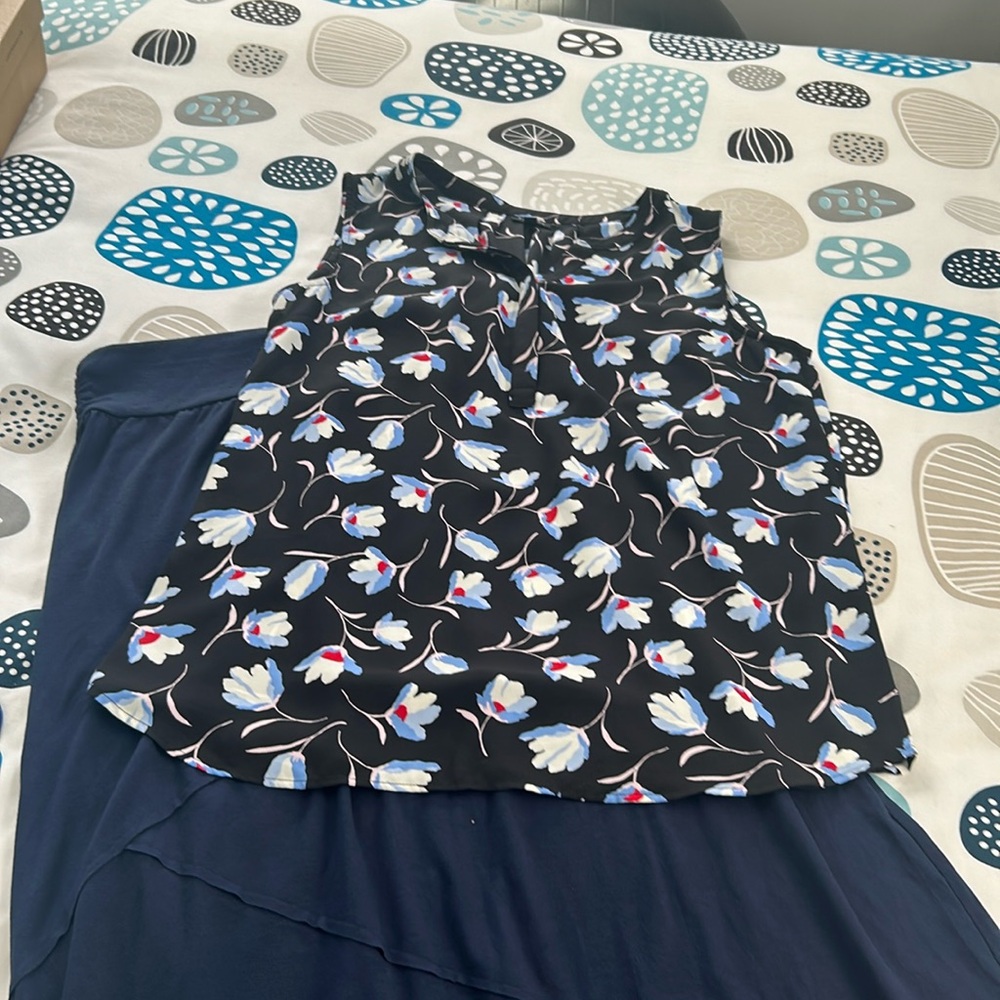 Sleeveless Blouse